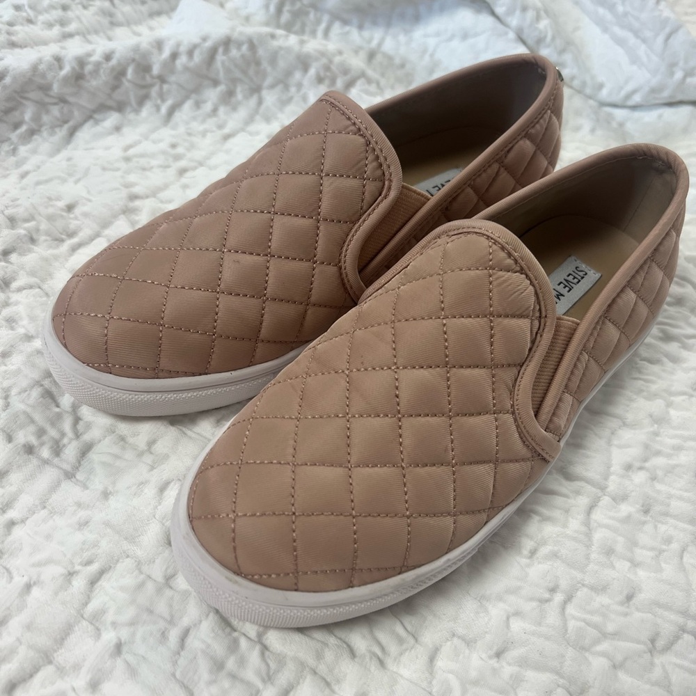 Steve Madden Blush Quilted Slip-On Shoes